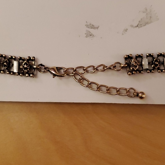 Mixed metal choker necklace - Picture 2 of 3